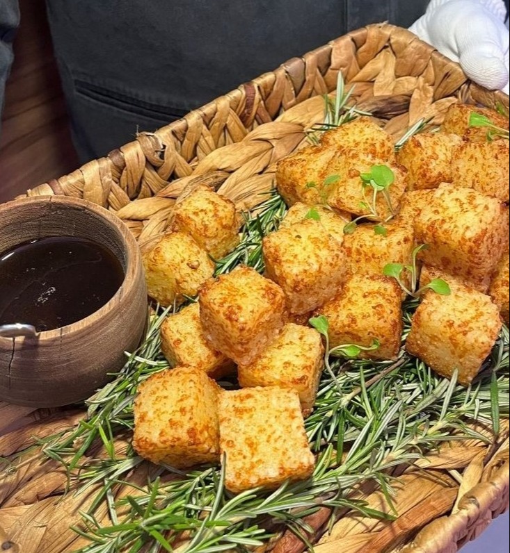 WhatsApp Image 2025-09-15 at 19.23.33.jpeg